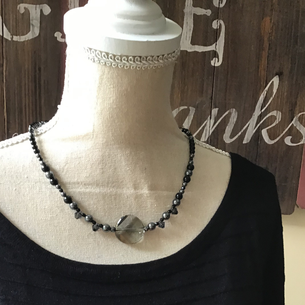 Swarovski & Onyx Necklace - Picture 4 of 5